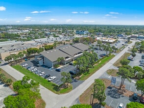 12811 Kenwood Ln, Fort Myers, FL for lease Interior Photo- Image 2 of 9