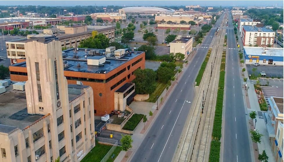 1246 University Ave W, Saint Paul, MN à vendre - Photo du bâtiment - Image 2 de 8