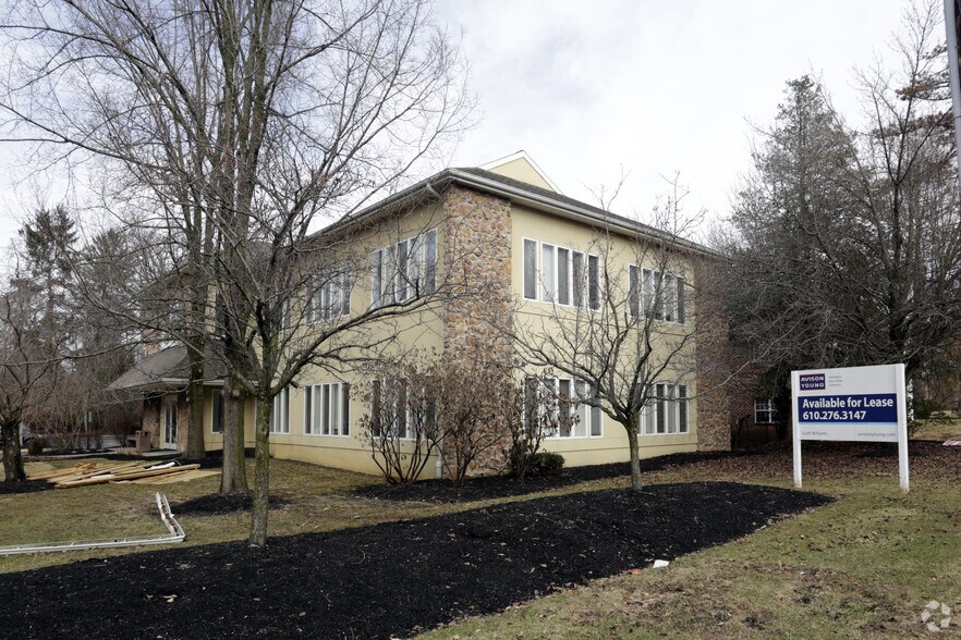 1171 Lancaster Ave, Berwyn, PA à louer - Photo du bâtiment - Image 1 de 2