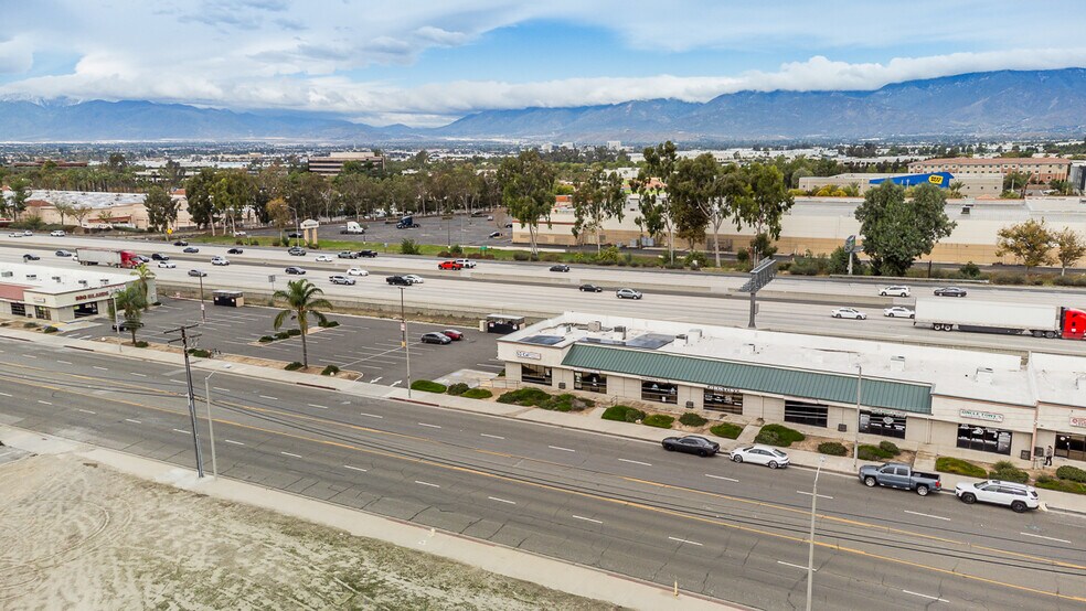 24630-24688 Redlands Blvd, Loma Linda, CA à vendre - Photo du bâtiment - Image 3 de 52