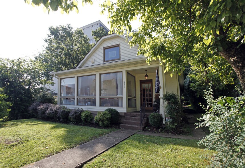 3011 Poston Ave, Nashville, TN à louer - Photo du bâtiment - Image 3 de 29