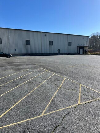 Plus de détails pour 1552 Cedar Pines Lake Rd, Lancaster, SC - Industriel à vendre