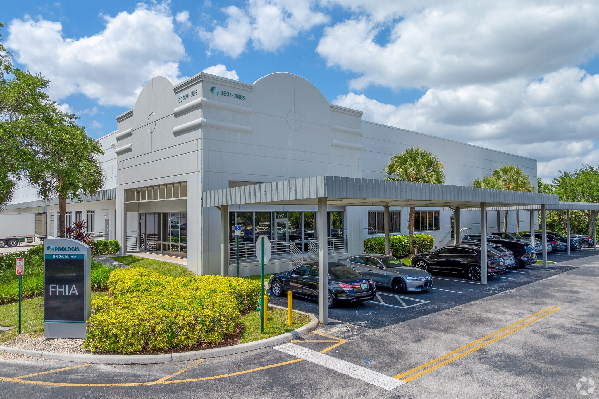 3801-3899 SW 30th Ave, Fort Lauderdale, FL à louer Photo principale- Image 1 de 5