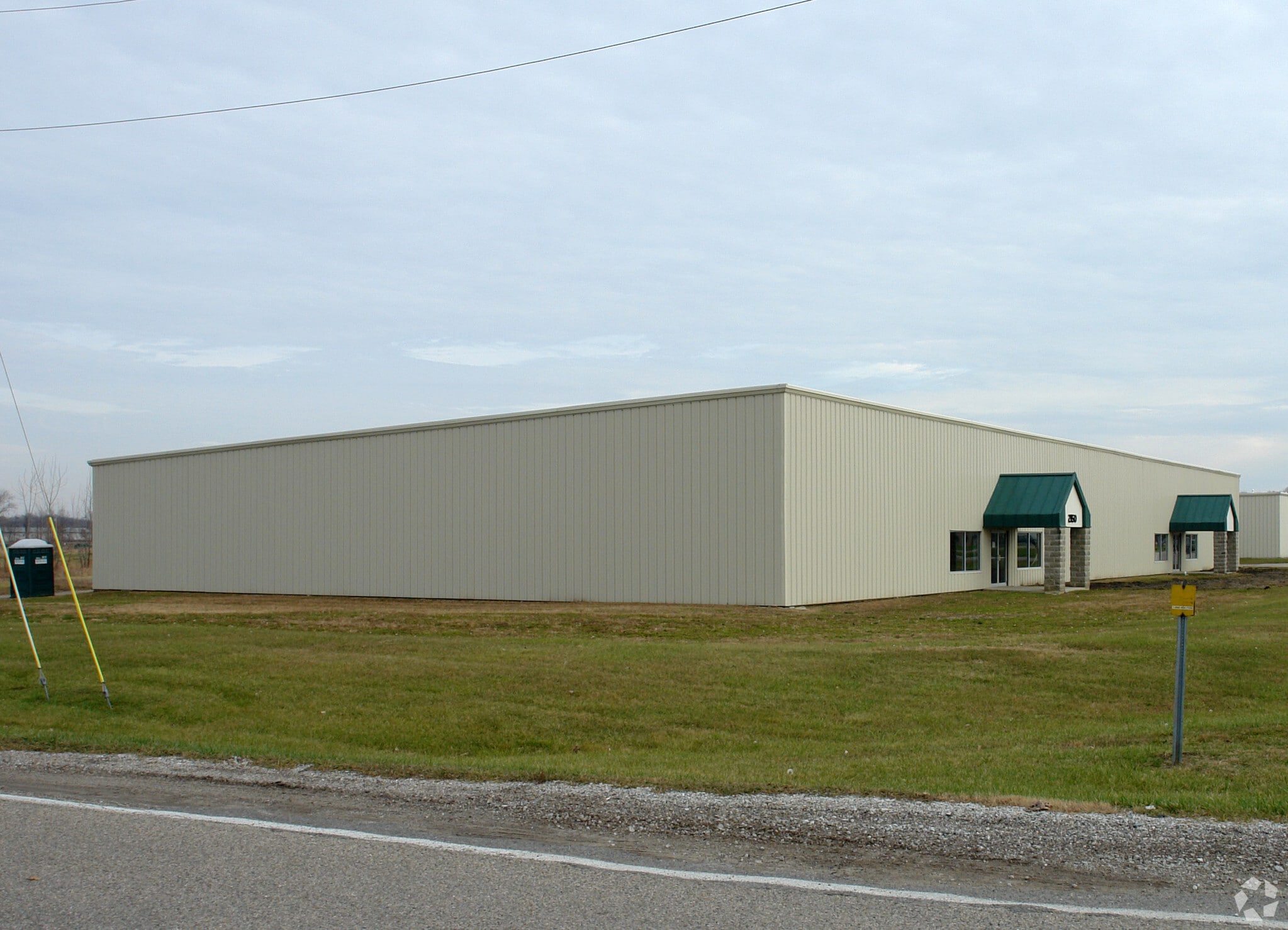 2112 Jim Neu Dr, Plymouth, IN for lease Primary Photo- Image 1 of 4