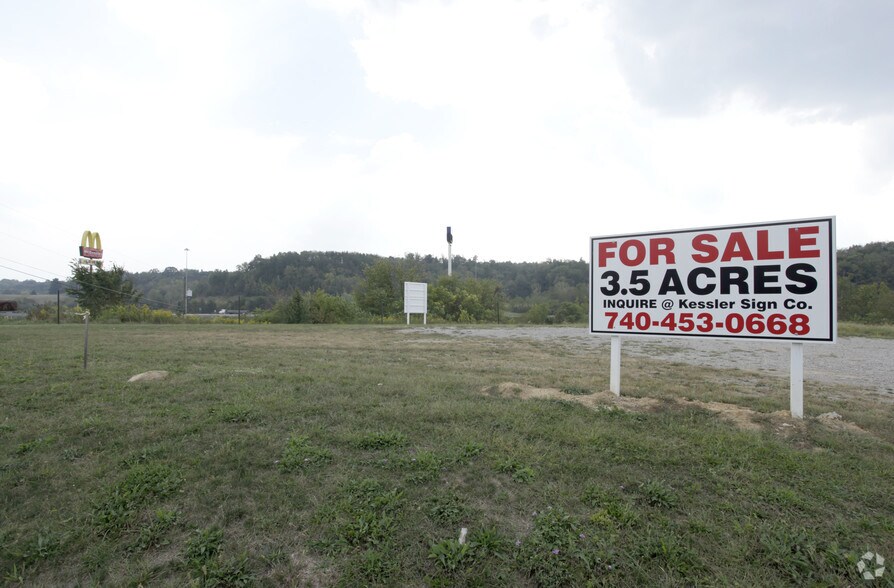 2669 National Rd, Zanesville, OH à vendre - Photo du bâtiment - Image 3 de 4