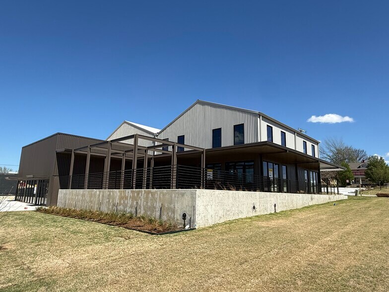 1319 S Peoria Ave, Tulsa, OK à louer - Photo du bâtiment - Image 2 de 4