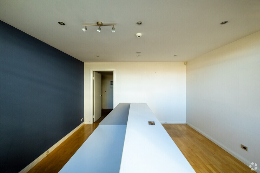 314-324 Bay St, Brighton-Le-Sands for sale - Interior Photo - Image 3 of 7