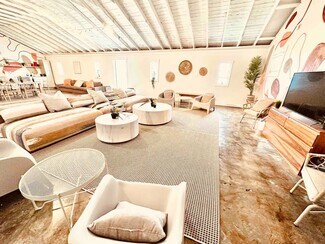 Plus de détails pour 380 SW Amal Dr, Atlanta, GA - Commerce de détail à vendre