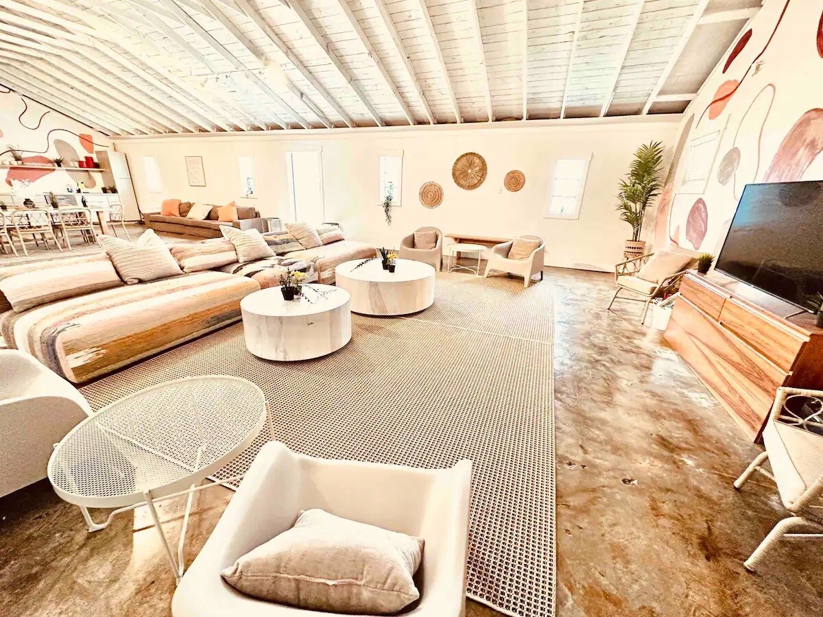 380 SW Amal Dr, Atlanta, GA à vendre Photo du bâtiment- Image 1 de 40