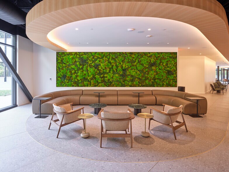 5555 Windward Pky W, Alpharetta, GA à louer - Photo du bâtiment - Image 2 de 13