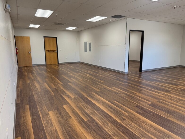 3594 E Lincoln St, Tucson, AZ for lease - Building Photo - Image 3 of 18