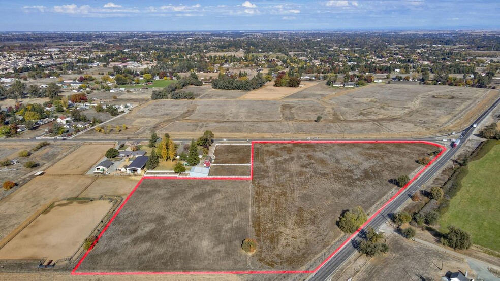 SWQ Elk Grove Blvd, Elk Grove, CA for sale - Aerial - Image 3 of 7