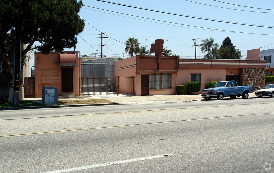 714 N Centinela Ave, Inglewood, CA à vendre - Photo du bâtiment - Image 2 de 2