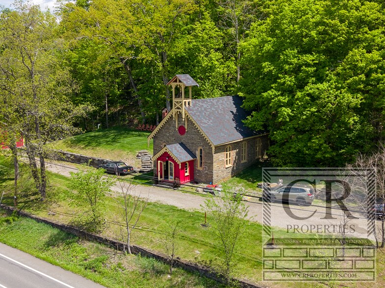 5768-5774 Albany Post Rd, Rhinebeck, NY à vendre - Photo du bâtiment - Image 3 de 32