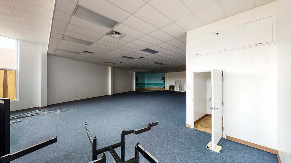 5240 N Atlantic Ave, Cocoa Beach, FL à louer - Photo intérieure - Image 2 de 15