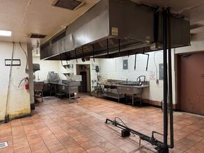 1440 S Country Club Dr, Mesa, AZ for lease Interior Photo- Image 2 of 11