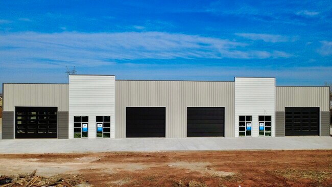 More details for 11725 N Morgan Rd, Yukon, OK - Flex for Lease