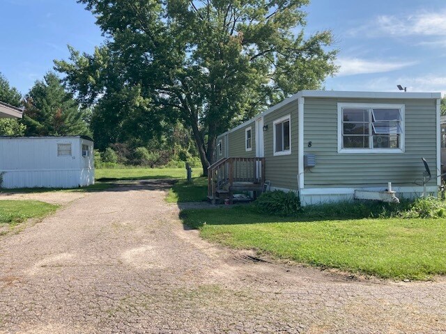 N6740 Hwy 12 & 16, New Lisbon, WI à vendre - Photo du bâtiment - Image 2 de 20