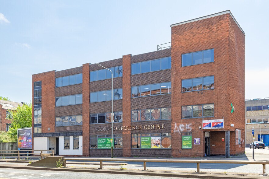 78-80 Burleys Way, Leicester à louer - Photo principale - Image 3 de 5