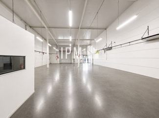 Plus de détails pour 1187 Chemin Des Plantades, La Garde - Commerce de détail à louer