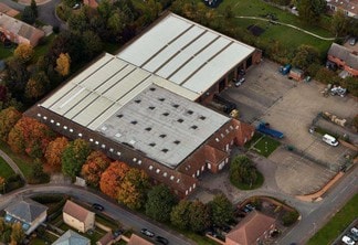 Plus de détails pour Hurdles Way, Duxford - Industriel à louer