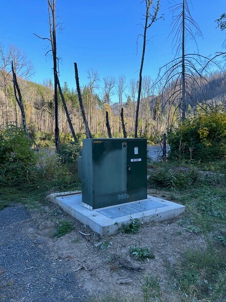 50660 McKenzie Hwy, Vida, OR à vendre - Autre - Image 2 de 7