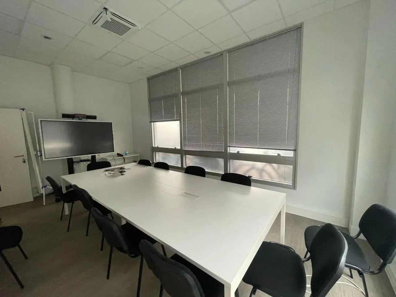 Bureau dans Saint-Ouen-sur-Seine à louer Photo intérieure- Image 1 de 13