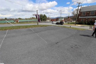 Plus de détails pour 800-812 W Main St, Waynesboro, VA - Terrain à vendre