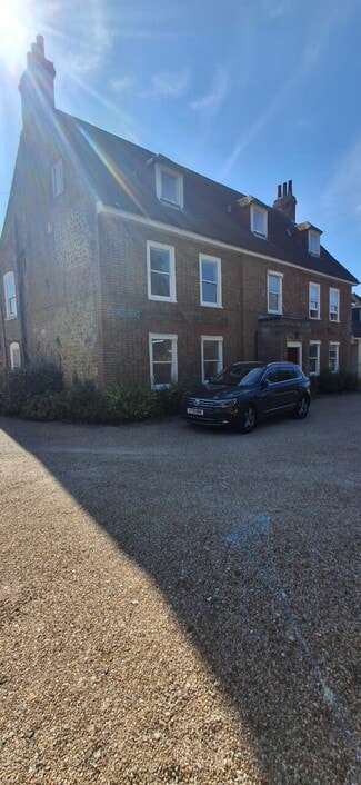 Plus de détails pour 94 Felpham Rd, Bognor Regis - Bureau à louer