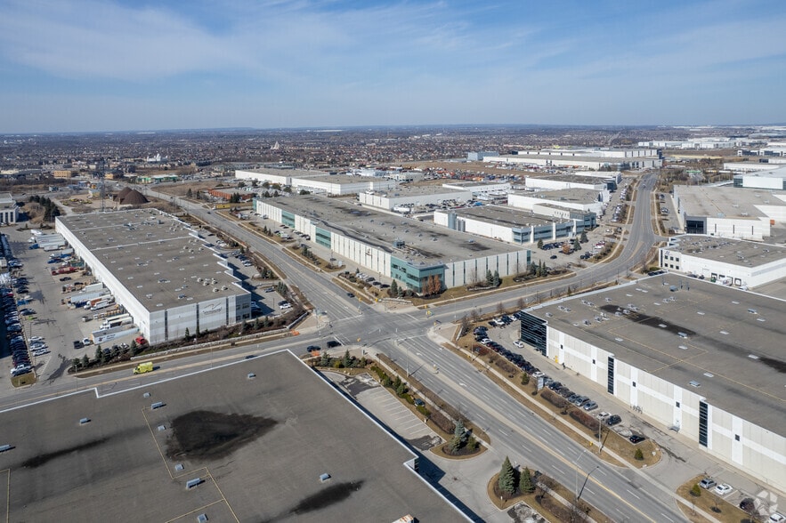 600 Zenway Blvd, Woodbridge, ON à louer - Aérien - Image 2 de 3
