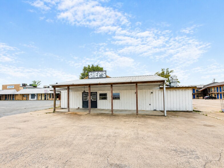 732 Highway 65 S, Dumas, AR à vendre - Photo du bâtiment - Image 1 de 3