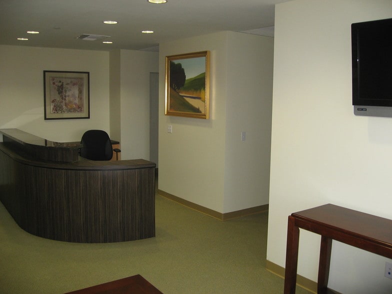 3220 Sepulveda Blvd, Torrance, CA for lease - Lobby - Image 3 of 32
