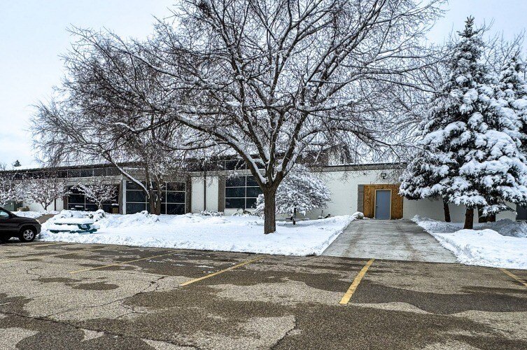 2525 3 Mile Rd, Racine, WI à louer - Photo du bâtiment - Image 3 de 4