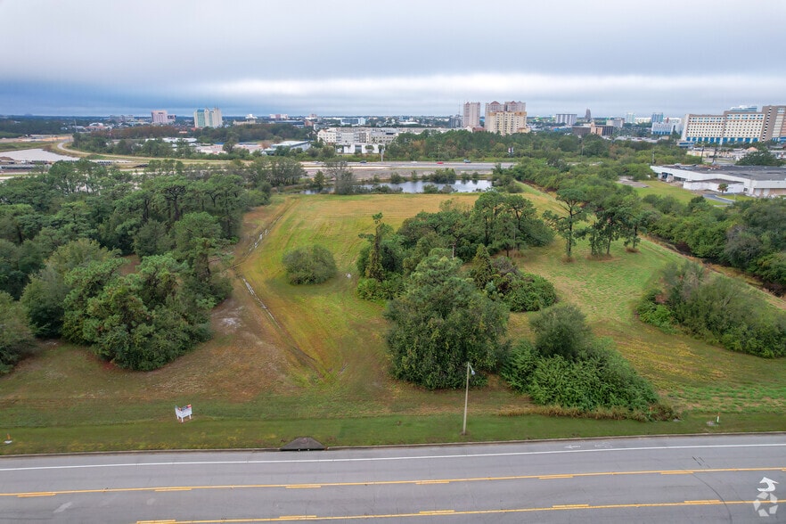 Greenbriar Pky, Orlando, FL for lease - Building Photo - Image 2 of 4