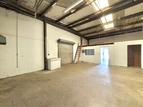 1872 Mill St, Tallahassee, FL for lease Interior Photo- Image 2 of 11
