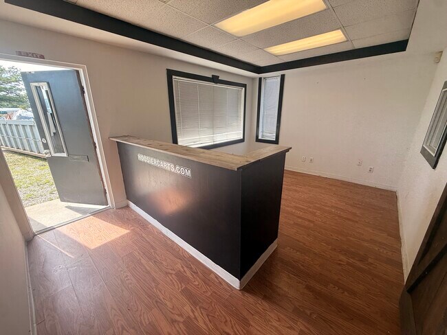 More details for 1490 S Nebo St, Yorktown, IN - Flex for Lease