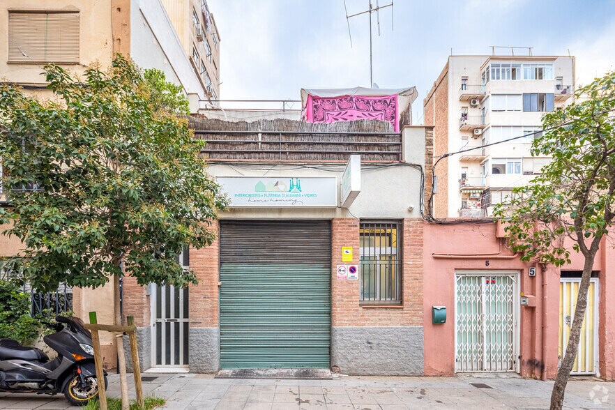 Multifamily in Barcelona, Barcelona for sale - Primary Photo - Image 1 of 2