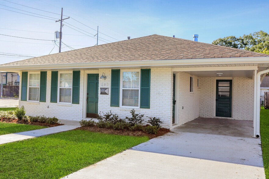 200 Pink St, Metairie, LA à vendre - Photo du bâtiment - Image 1 de 4