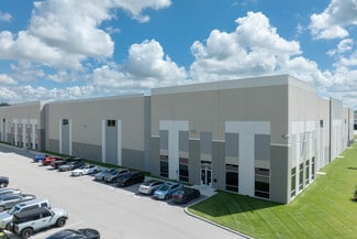 More details for 4690 Tradeport Dr, Hazelwood, MO - Industrial for Lease
