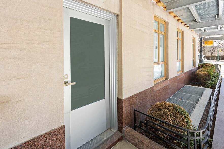 115 Central Park W, New York, NY à louer - Photo du bâtiment - Image 2 de 15