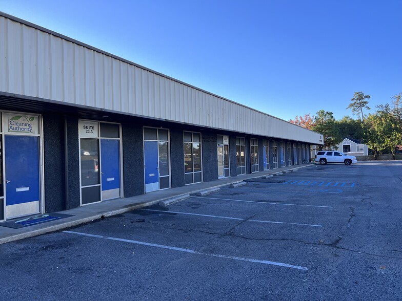 25 W Oxmoor Rd, Birmingham, AL for lease - Building Photo - Image 2 of 8