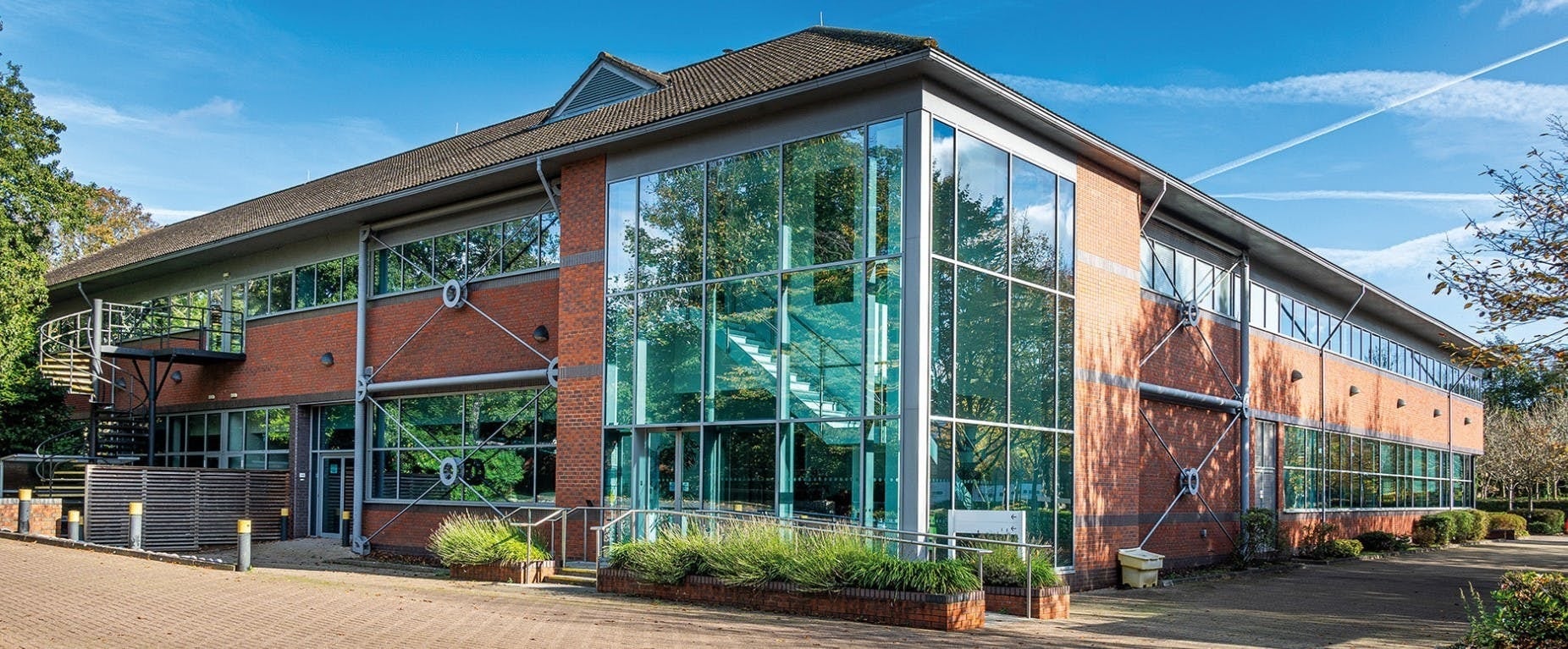 2 Dukes Meadow, Millboard Road, Bourne End for lease Building Photo- Image 1 of 5