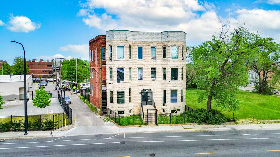 317 S Homan Ave, Chicago, IL à vendre - Photo du bâtiment - Image 1 de 8