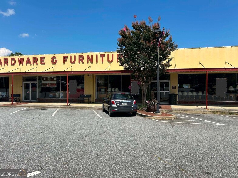 15 Courthouse Sq, Cleveland, GA à vendre - Photo principale - Image 1 de 15