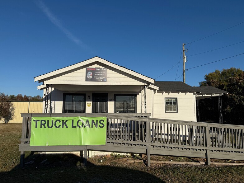 2209 Old Covington Hwy SW, Conyers, GA à louer - Photo du bâtiment - Image 3 de 20