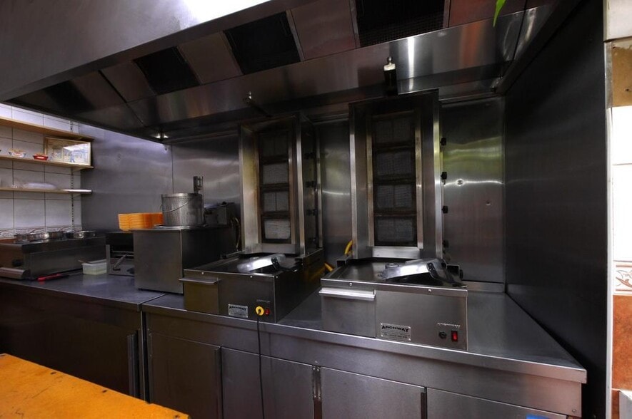 Sussex St, London for lease - Interior Photo - Image 3 of 13