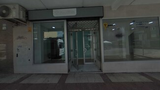 Plus de détails pour Multi-résidentiel à vendre