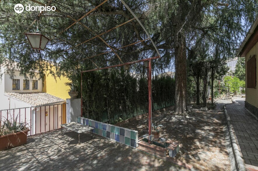 Plaza Trajano, 24, Cenes de la Vega, Granada à vendre - Photo du bâtiment - Image 2 de 36
