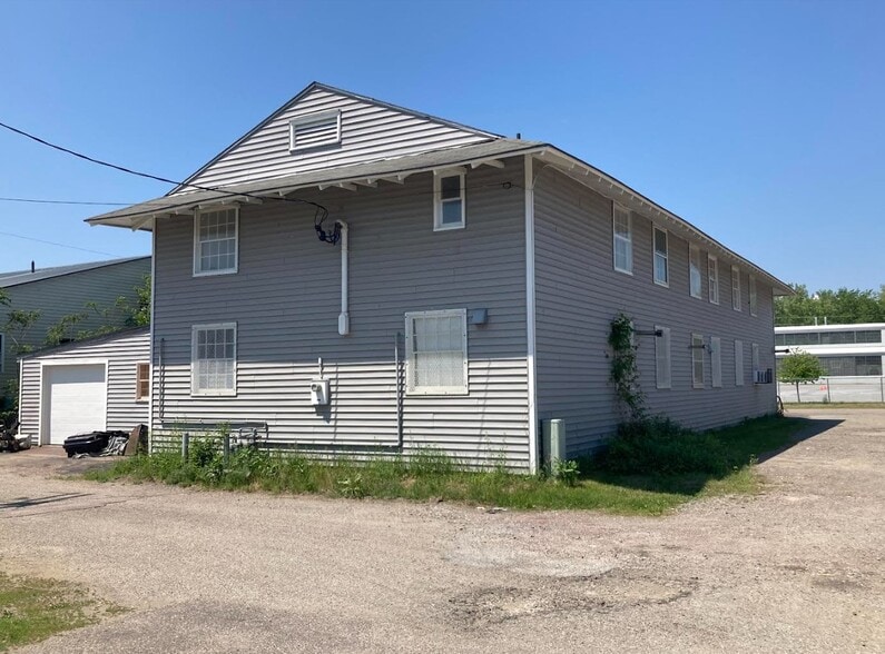 46 Troy Ave, Colchester, VT for sale - Building Photo - Image 2 of 8