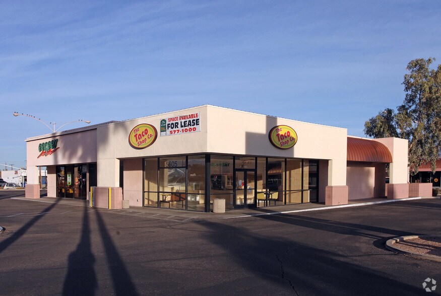 5601-5695 E Speedway Blvd, Tucson, AZ à louer - Photo du bâtiment - Image 2 de 6